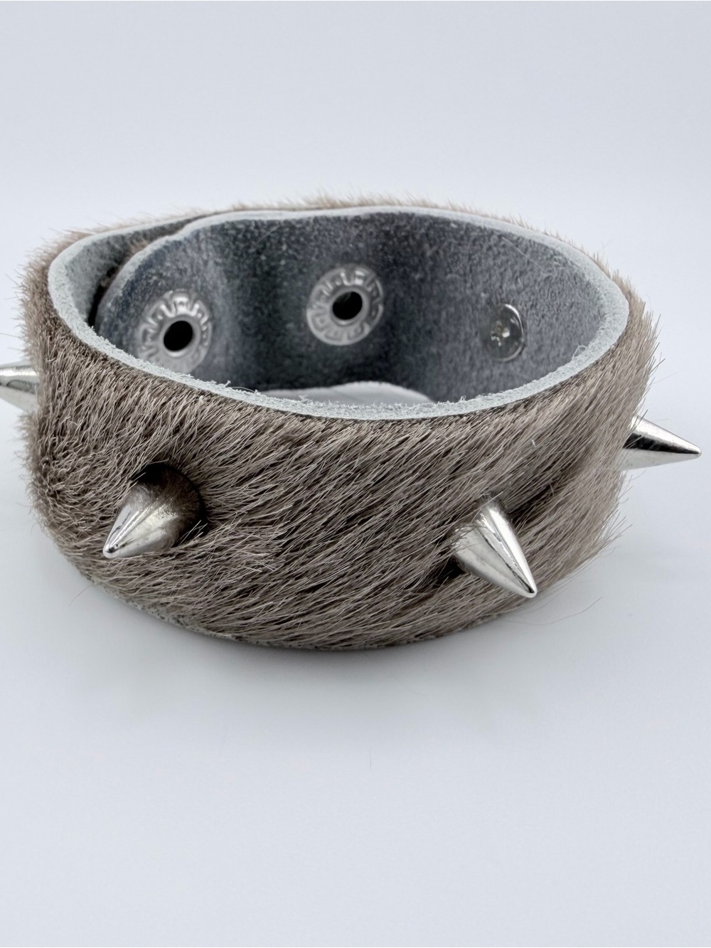 Fur Spike Leather Bracelet - Gray